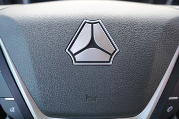 �����ǵ¿�SITRAK G7S  6X4 6.2�״��綯��ж�� ����ʱ��600kWhͼƬ