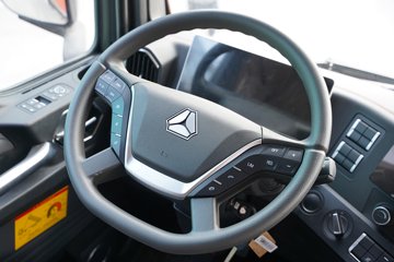 �����ǵ¿�SITRAK G7S  6X4 6.2�״��綯��ж�� ����ʱ��600kWhͼƬ