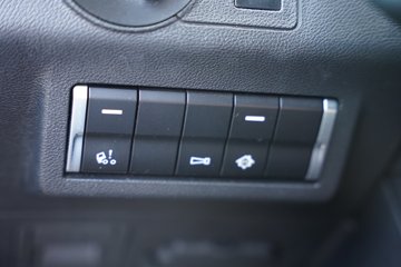 �����ǵ¿�SITRAK G7S  6X4 6.2�״��綯��ж�� ����ʱ��600kWhͼƬ