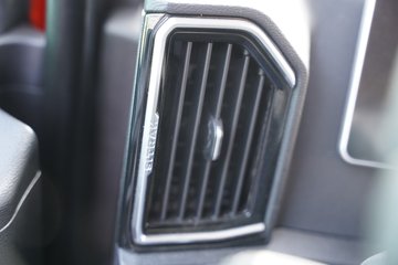 �����ǵ¿�SITRAK G7S  6X4 6.2�״��綯��ж�� ����ʱ��600kWhͼƬ