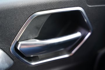 �����ǵ¿�SITRAK G7S  6X4 6.2�״��綯��ж�� ����ʱ��600kWhͼƬ