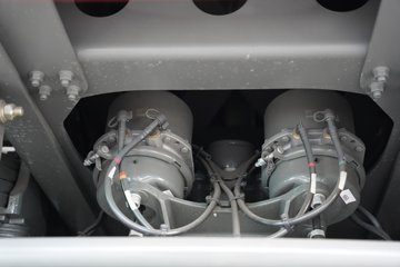 �����ǵ¿�SITRAK G7S  6X4 6.2�״��綯��ж�� ����ʱ��600kWhͼƬ