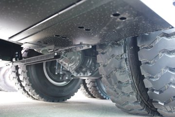 �����ǵ¿�SITRAK G7S  6X4 6.2�״��綯��ж�� ����ʱ��600kWhͼƬ