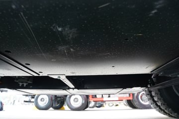 �����ǵ¿�SITRAK G7S  6X4 6.2�״��綯��ж�� ����ʱ��600kWhͼƬ