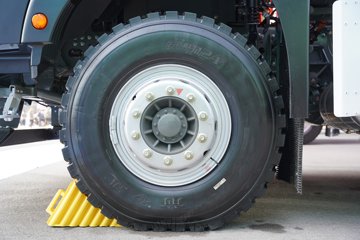 �����ǵ¿�SITRAK G7S  6X4 6.2�״��綯��ж�� ����ʱ��600kWhͼƬ