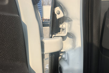 奥铃M卡&nbsp;载货车驾驶室                                               图片