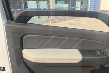 奥铃M卡&nbsp;载货车驾驶室                                               图片