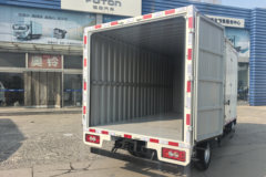 福田 奥铃M卡 2.0L 144马力 汽油 3.815米单排厢式小卡