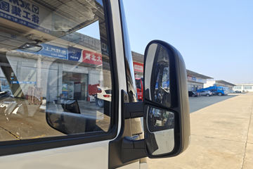 ������������ ��ɲ �߶� 4.15�׵��Ŵ��綯��դʽ�Ῠ ����ʱ��140.41kWhͼƬ