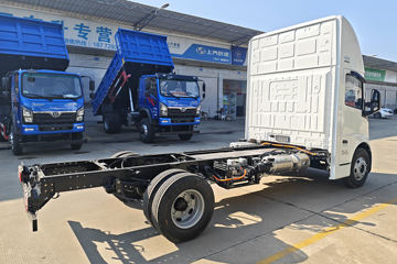 ������������ ��ɲ �߶� 4.15�׵��Ŵ��綯��դʽ�Ῠ ����ʱ��140.41kWhͼƬ