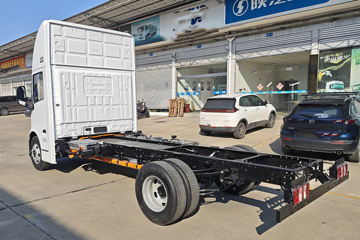 ������������ ��ɲ �߶� 4.15�׵��Ŵ��綯��դʽ�Ῠ ����ʱ��140.41kWhͼƬ