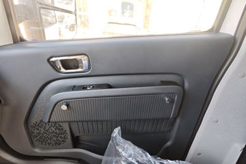 ������������ ��ɲ �߶� 4.15�׵��Ŵ��綯��դʽ�Ῠ ����ʱ��140.41kWhͼƬ