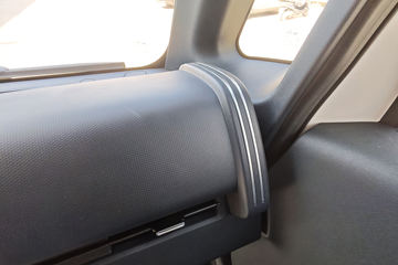 ������������ ��ɲ �߶� 4.15�׵��Ŵ��綯��դʽ�Ῠ ����ʱ��140.41kWhͼƬ