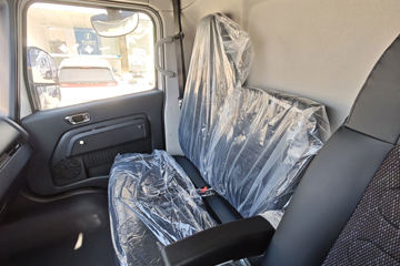 ������������ ��ɲ �߶� 4.15�׵��Ŵ��綯��դʽ�Ῠ ����ʱ��140.41kWhͼƬ