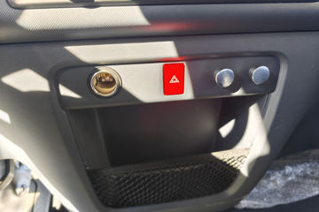 ������������ ��ɲ �߶� 4.15�׵��Ŵ��綯��դʽ�Ῠ ����ʱ��140.41kWhͼƬ