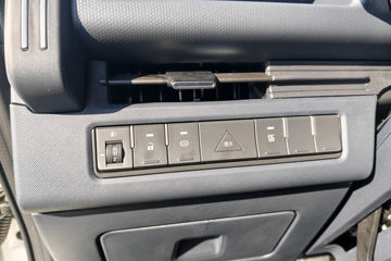 ������������ ��ɲ �߶� 4.15�׵��Ŵ��綯��դʽ�Ῠ ����ʱ��140.41kWhͼƬ