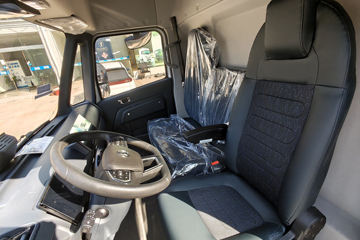 ������������ ��ɲ �߶� 4.15�׵��Ŵ��綯��դʽ�Ῠ ����ʱ��140.41kWhͼƬ