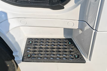 ������������ ��ɲ �߶� 4.15�׵��Ŵ��綯��դʽ�Ῠ ����ʱ��140.41kWhͼƬ