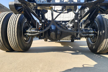 ������������ ��ɲ �߶� 4.15�׵��Ŵ��綯��դʽ�Ῠ ����ʱ��140.41kWhͼƬ