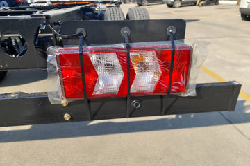 ������������ ��ɲ �߶� 4.15�׵��Ŵ��綯��դʽ�Ῠ ����ʱ��140.41kWhͼƬ