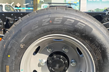 ������������ ��ɲ �߶� 4.15�׵��Ŵ��綯��դʽ�Ῠ ����ʱ��140.41kWhͼƬ