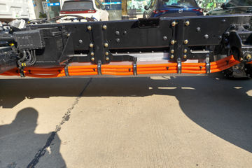 ������������ ��ɲ �߶� 4.15�׵��Ŵ��綯��դʽ�Ῠ ����ʱ��140.41kWhͼƬ