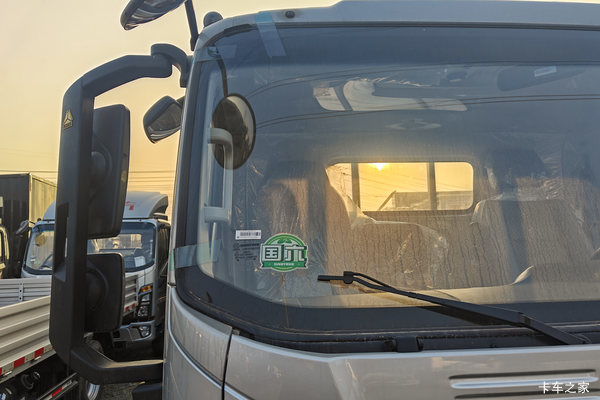 限时特惠,立降1万!东莞市悍将载货车系列疯狂促销中