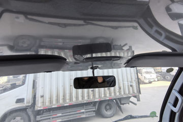 ����Ծ�� ����S100V  130���� ����5�� Һɲ 3.2��˫������΢��ͼƬ