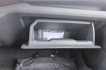 ����Ծ�� ����S100V  130���� ����5�� Һɲ 3.2��˫������΢��ͼƬ