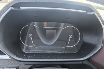 ����Ծ�� ����S100V  130���� ����5�� Һɲ 3.2��˫������΢��ͼƬ