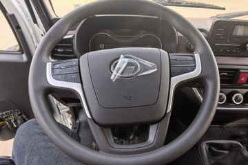 ����Ծ�� ����S100V  130���� ����5�� Һɲ 3.2��˫������΢��ͼƬ