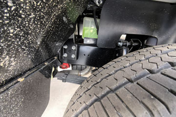 ����Ծ�� ����S100V  130���� ����5�� Һɲ 3.2��˫������΢��ͼƬ