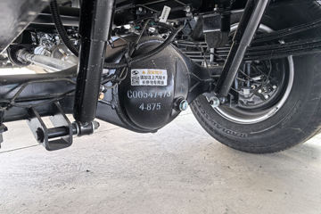 ����Ծ�� ����S100V  130���� ����5�� Һɲ 3.2��˫������΢��ͼƬ