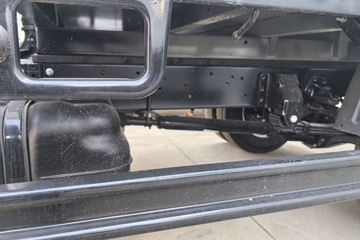 ����Ծ�� ����S100V  130���� ����5�� Һɲ 3.2��˫������΢��ͼƬ