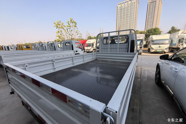 福星S系主推车型 蚌埠市限时优惠1万