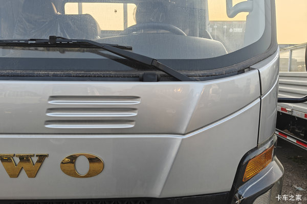 2026年02月22日起，重汽HOWO轻卡载货车悍将多款新车在载