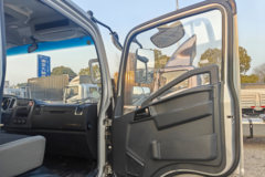 中国重汽HOWO 悍将 145马力 4.15米单排栏板轻卡(万里扬5档) 中国重汽HOWO 悍将 145马力 4.15米单排栏板轻卡(万里扬5档)