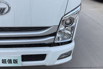 ����Ծ�� ��ԽC300 ��ֵ�� 2.3L���� 142���� ���5�� 3.7�׵��������ῨͼƬ