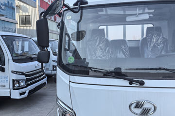 ����Ծ�� ��ԽC300 ��ֵ�� 2.3L���� 142���� ���5�� 3.7�׵��������ῨͼƬ