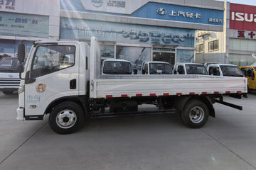 ����Ծ�� ��ԽC300 ��ֵ�� 2.3L���� 142���� ���5�� 3.7�׵��������ῨͼƬ