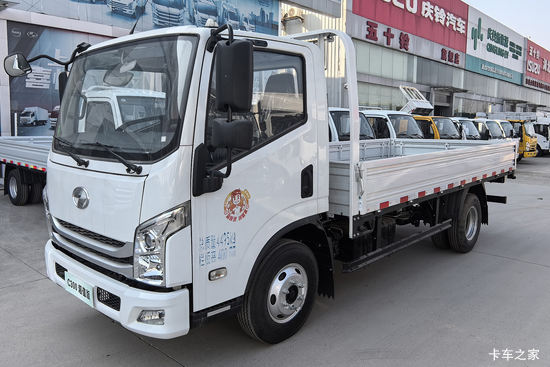 ����Ծ����ԽC300 2.3L���� 142���� ������5�� 4.2�׵��������Ῠ