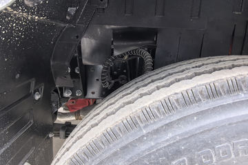 ����Ծ�� ��ԽC300 ��ֵ�� 2.3L���� 142���� ���5�� 3.7�׵��������ῨͼƬ