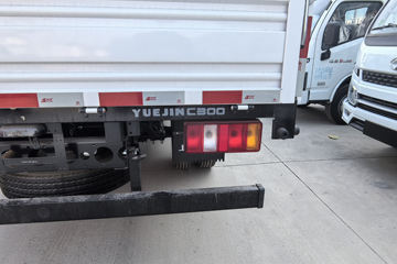 ����Ծ�� ��ԽC300 ��ֵ�� 2.3L���� 142���� ���5�� 3.7�׵��������ῨͼƬ