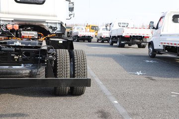 �ɵ�EW7 ��ɲ 4.16�׵��Ŵ��綯��ʽ�Ῠ ����ʱ��164.86kWhͼƬ