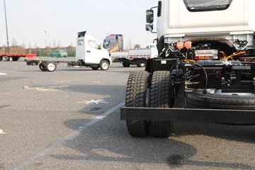 �ɵ�EW7 ��ɲ 4.16�׵��Ŵ��綯��ʽ�Ῠ ����ʱ��164.86kWhͼƬ