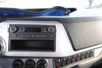 �ɵ�EW7 ��ɲ 4.16�׵��Ŵ��綯��ʽ�Ῠ ����ʱ��164.86kWhͼƬ