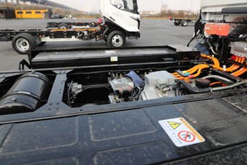 �ɵ�EW7 ��ɲ 4.16�׵��Ŵ��綯��ʽ�Ῠ ����ʱ��164.86kWhͼƬ