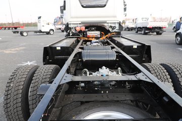 �ɵ�EW7 ��ɲ 4.16�׵��Ŵ��綯��ʽ�Ῠ ����ʱ��164.86kWhͼƬ