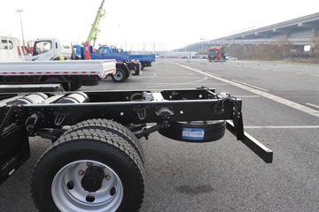 �ɵ�EW7 ��ɲ 4.16�׵��Ŵ��綯��ʽ�Ῠ ����ʱ��164.86kWhͼƬ