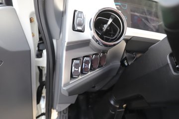 �ɵ�EW7 ��ɲ 4.18�׵��Ŵ��綯��ʽ�Ῠ �д��º�134kWhͼƬ
